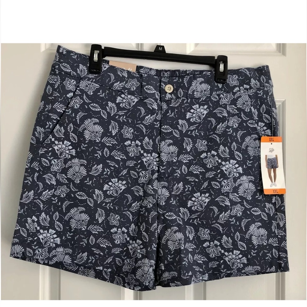 Jachs Girlfriend Women's Printed Floral Blue Chino Shorts Plus Size 2XL Ps251